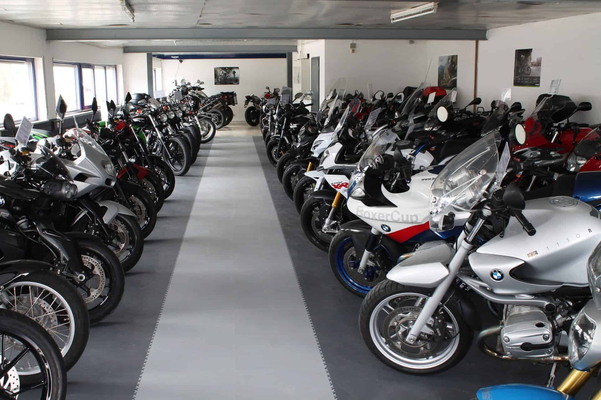Prodejna motocyklů, Německo