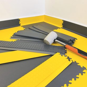 Dilatační mezery u PVC dlažby: proč jsou důležité a co se stane, když chybí