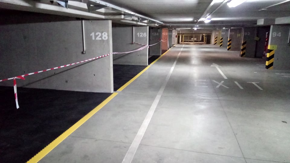 Podzemní garáž, Česko
