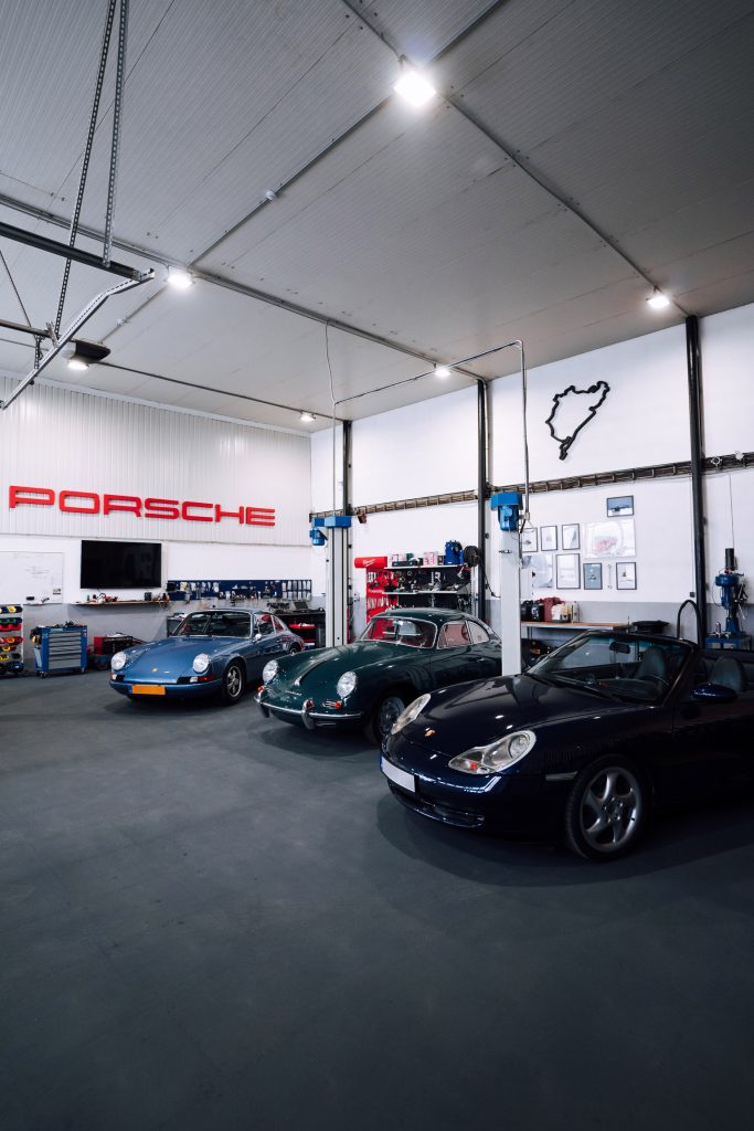 Porsche servis a restauratérská dílna, Slovensko