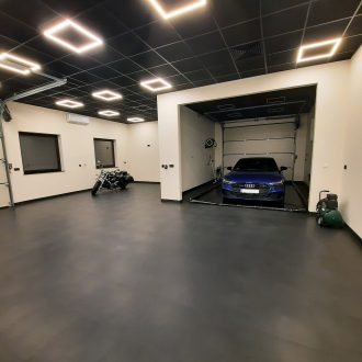 Jak vybrat podlahu do detailing studia